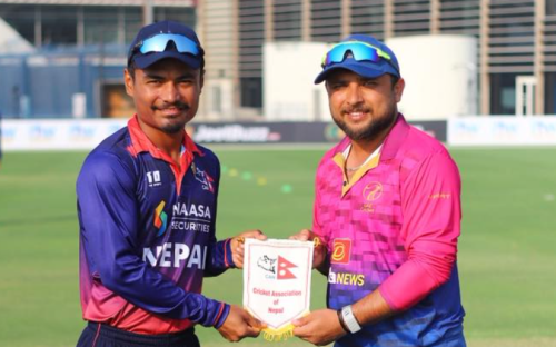 यूएईविरुद्ध टस हारेर ब्याटिङ गर्दै नेपाल