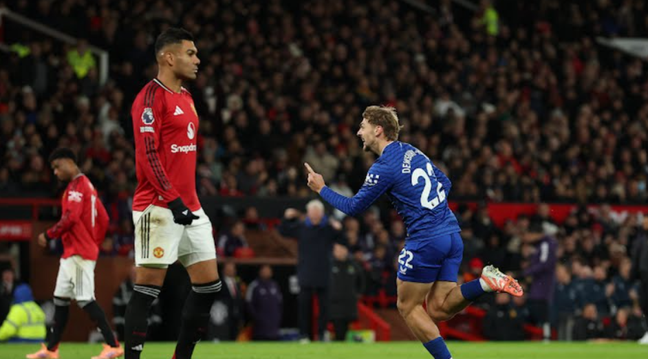 १० खेलाडीमा सीमित एभर्टनसँग युनाइटेडको हार