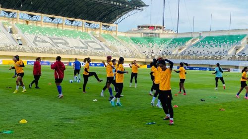 त्रिदेशीय महिला फुटबल : नेपालले चाइनिज ताइपेइसँग खेल्दै