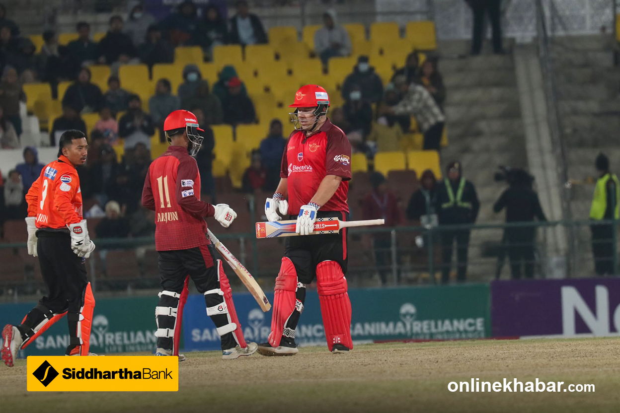 रोसिङगटनको अर्धशतकमा पोखराले चितवनलाई हरायो