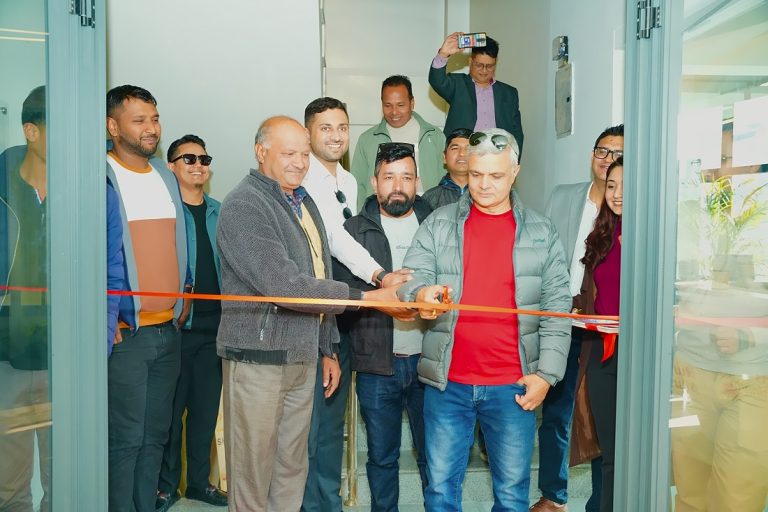 आल्मोनियम ढोका तथा झ्याल ब्रान्ड ‘स्काइलाइन’ को माइतीघरमा खुल्यो शोरुम