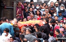 मेयर बालेनका पिताको पशुपति आर्यघाटमा अन्तिम संस्कार (तस्वीरहरू)
