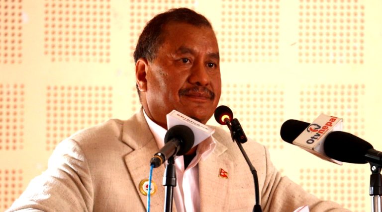 प्रधानमन्त्रीलाई विप्लवको प्रश्न- सत्तामा ल्याउनेलाई नै अपराधी करार गर्न खोजे देशको हालत के हुन्छ ?