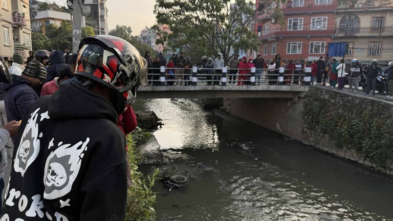 काठमाडौंको धोबीखोलामा एक व्यक्ति मृत फेला