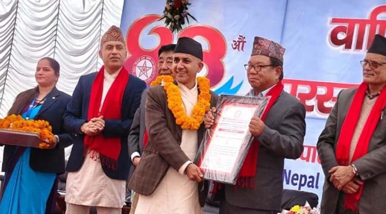 बाँस प्रवर्द्धनमा लागेको दिक्तेल रुपाकोट मझुवागढी नाष्टद्वारा पुरस्कृत