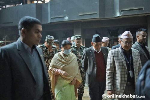 पूर्वराष्ट्रपति भण्डारीबाट क्षतिग्रस्त संसद् भवनको अवलोकन (तस्वीरहरू)