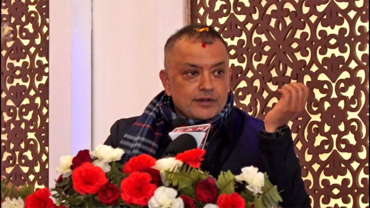 चुनाव क्षेत्रका कार्यकर्तालाई साँची राखेर गगनले भने : सभापति लड्छु, जित्छु