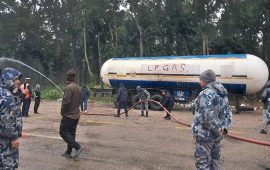 झन्डै २४ घण्टापछि खुल्यो चन्द्रनिगाहपुर-निजगढ सडकखण्ड