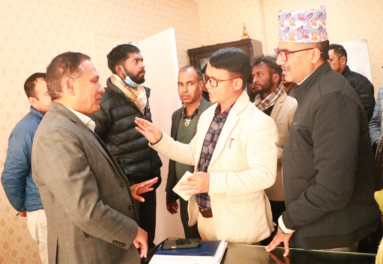 लुम्बिनी राजधानी क्षेत्रमा सरकारी गाडी चलाउन रोक