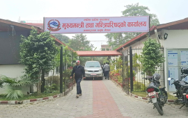 मधेशका मुख्यमन्त्री सचिवालयका कर्मचारीले पाए रोकिएको तलब 
