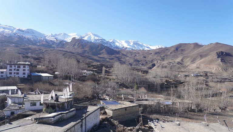 मुस्ताङको ऐतिहासिक सांस्कृतिक गाउँ ‘झारकोट’ ओझेलमा