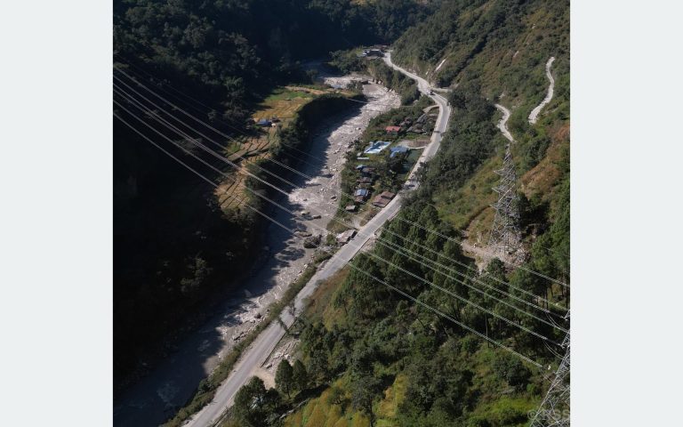 स्तरोन्नतिपछि यस्तो देखियो बेनी-जोमसोम-कोरला सडकको म्याग्दी खण्ड