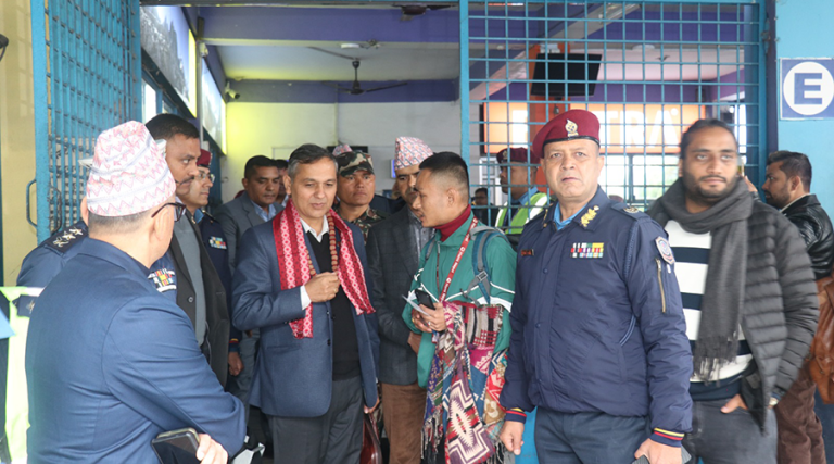 गृहमन्त्री अर्यालले भने- म कुनै दलमा सहभागी छैन