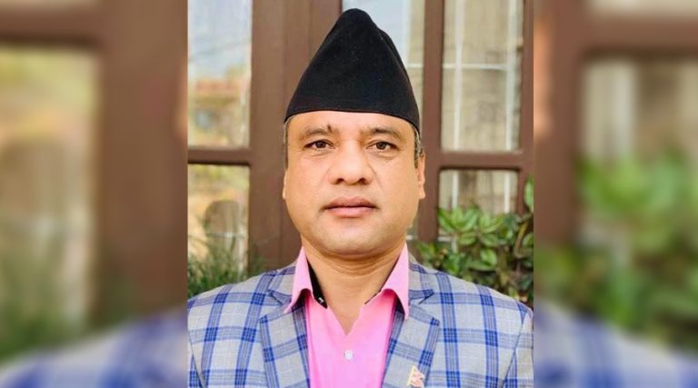 ‘केपी ओलीलाई धुरी मानेर सर्वसम्मत नेतृत्व चयन गरौं’