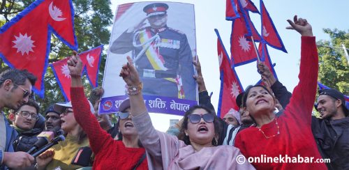 राजासहितको नयाँ समझदारी निर्माणका लागि दबाब दिन राप्रपाको प्रदर्शन (तस्वीरहरू)