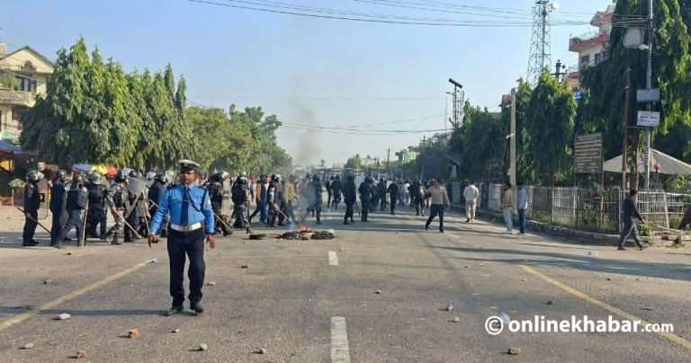 सवारी दुर्घटनामा एक जनाको मृत्यु, रौतहटमा स्थानीयको प्रदर्शन
