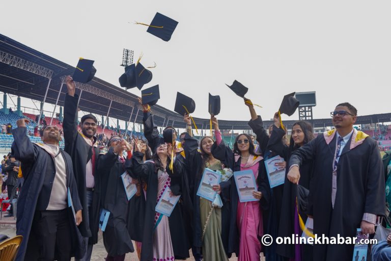 गोल्डमेडलिस्टको एकै स्वर : देशमै काम गर्न चाहन्छौँ, सरकारले पुलको काम गरोस्