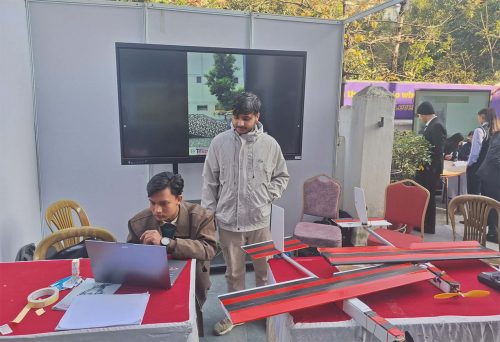 टेक्सस कलेजमा विज्ञान प्रविधि मेला (तस्वीरहरू)