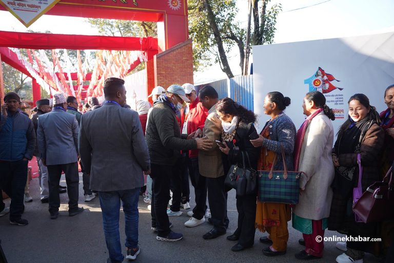 एमाले मतदान अपडेट : राति १२ बजेसम्म मतदानस्थल प्रवेश गर्न पाइने