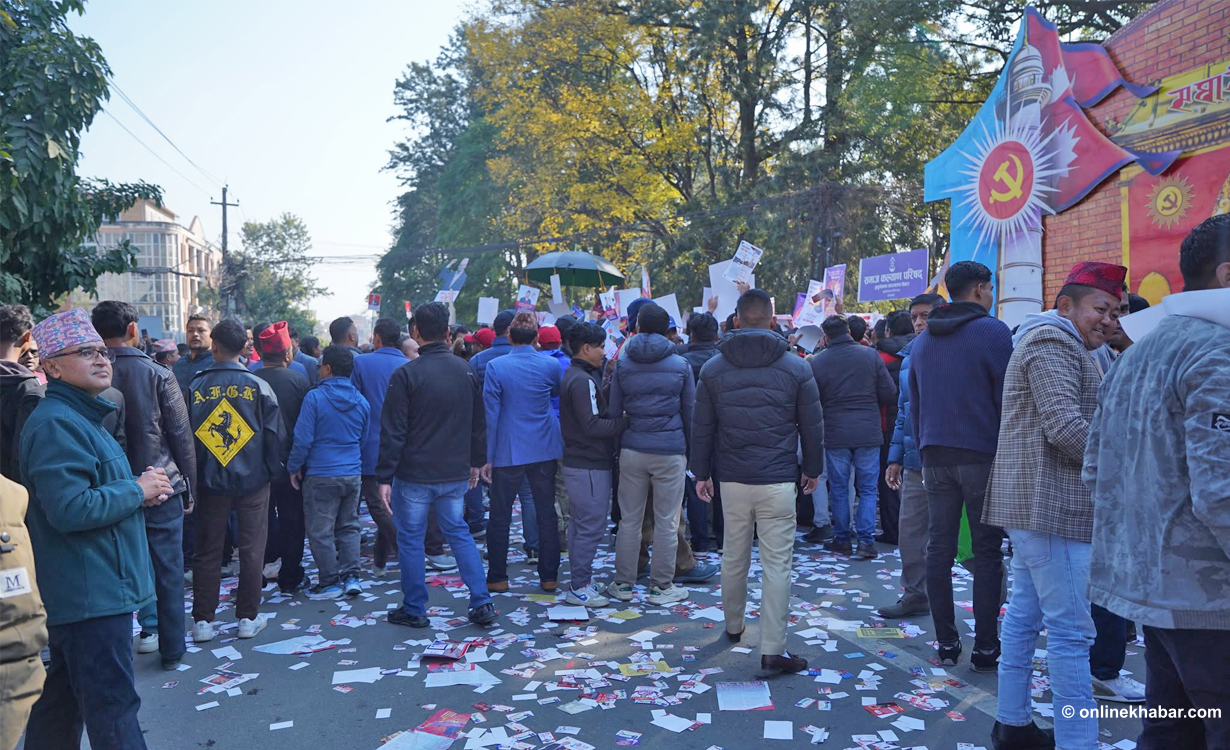 एमाले महाधिवेशन : फिल्डमा ओली पक्ष आक्रामक, भित्री रणनीतिमा ईश्वर प्यानल