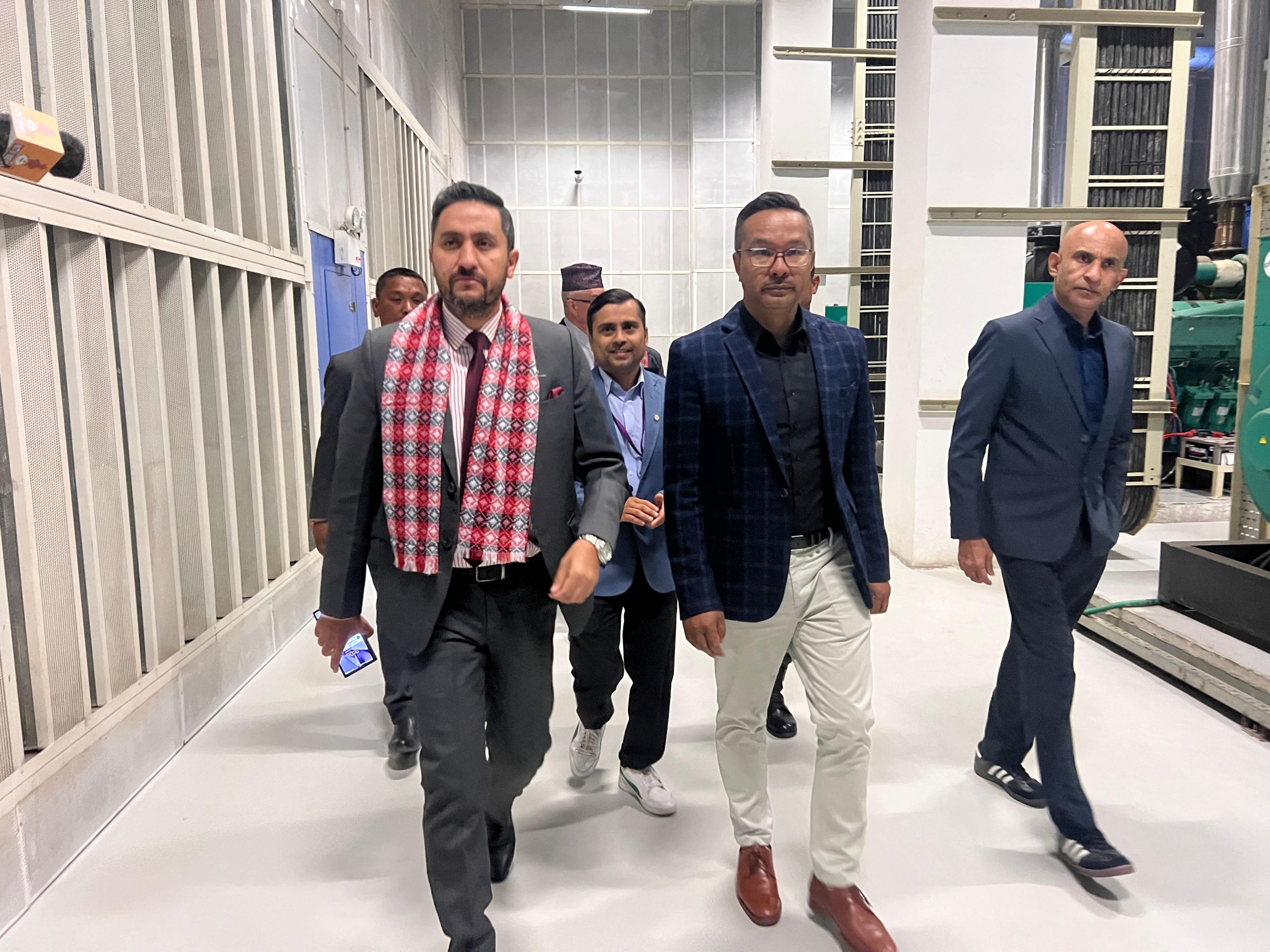 एनसेल कार्यालय भ्रमणमा सञ्चारमन्त्री खरेल, सरकारी सहयोगको प्रतिबद्धता