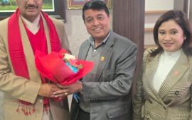 श्रममन्त्री भण्डारी र महासंघ अध्यक्ष ढकालबीच भेट, के भयो कुराकानी ?