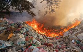 फोहर व्यवस्थापन केन्द्रमा आगलागी हुँदा ६७ लाखको क्षति