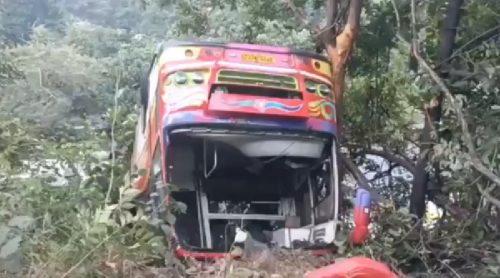 भारतमा बस दुर्घटना हुदाँ ९ जनाको मृत्यु, २९ घाइते