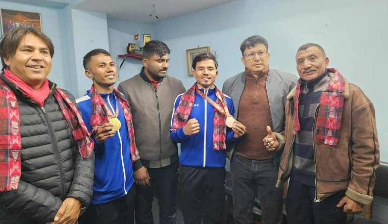 क्यानोइङका पदक विजेतालाई खेलकुदमन्त्रीको बधाई