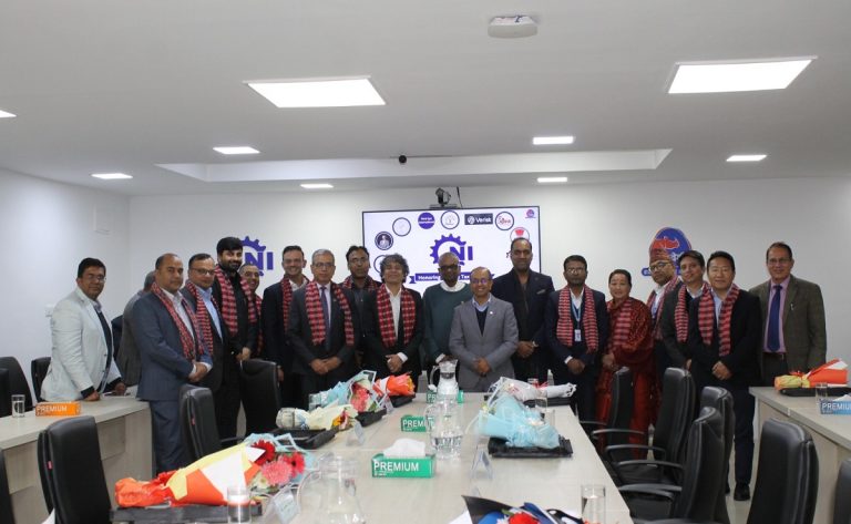 सर्वोत्कृष्ट करदाता नेपाल उद्योग परिसंघबाट सम्मानित