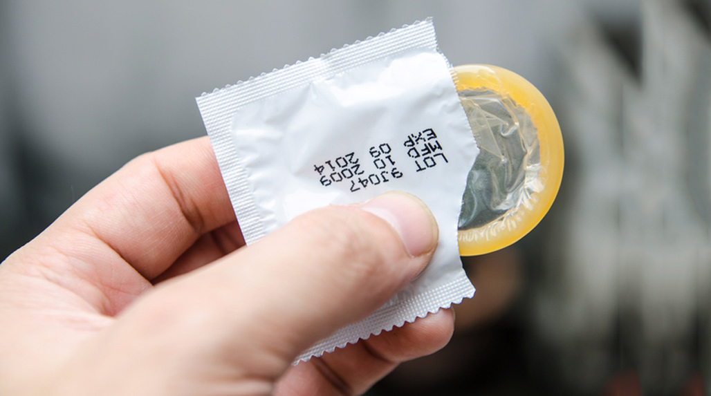 अनलाइन किनमेलको रोचक दृश्य : १ लाखको कण्डम, १० रुपैयाँको छपाइ सामग्री