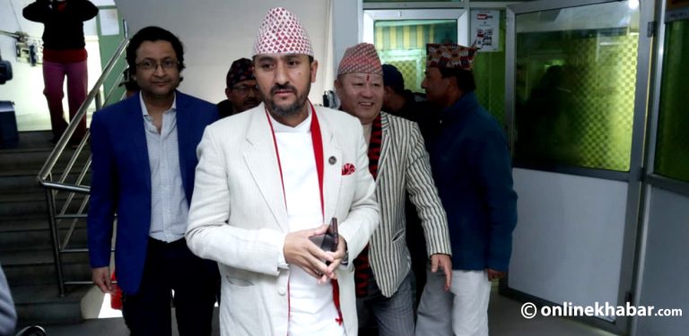 राप्रपा कार्यालयमा सरकारी टोलीको अनुगमन (तस्वीरहरू)