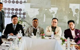 सिलिण्डर लिन ओमान उड्यो नेपाल एयरलाइन्सको विमान