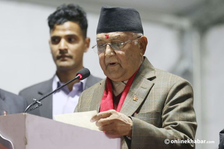 नेता कार्यकर्तालाई ओलीको निर्देशन: एक हप्ताभित्र सुरक्षा टिम बनाउनू