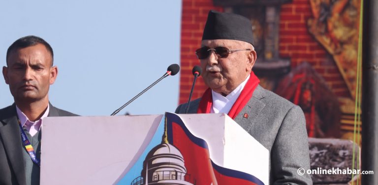 ओलीको संश्लेषण : स्वाधीनताको कुरा गर्दा एमालेमाथि ‘कलर रिभोलुसन’