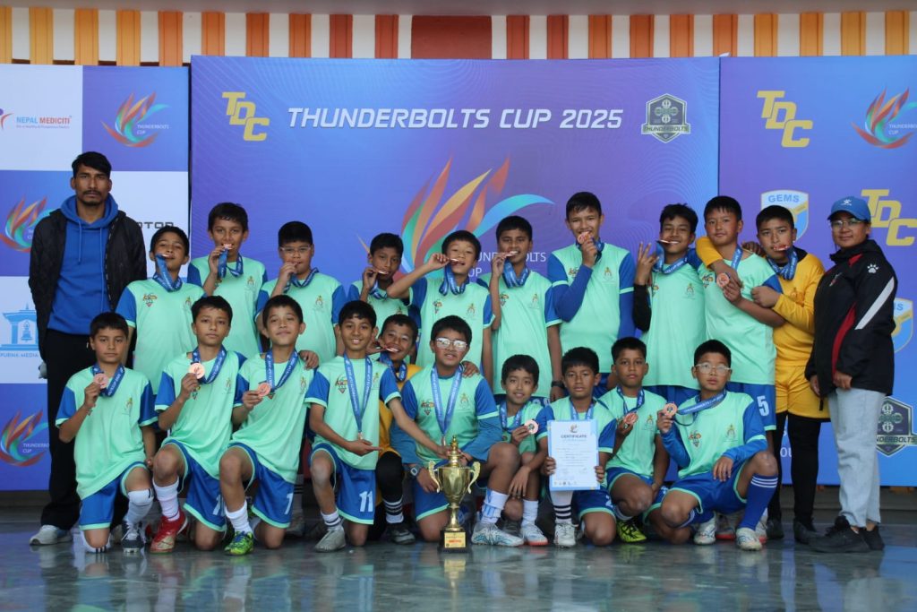 तेस्रो थन्डर बोल्ट्स कप : टेनिसमा जेम्सको वर्चस्व