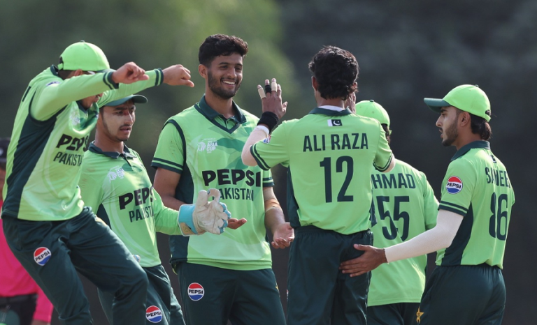भारतलाई हराउँदै पाकिस्तानले जित्यो यू-१९ एसिया कपको उपाधि