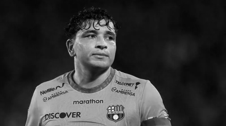 इक्‍वेडरका फुटबलर पिनेइडाको गोली हानी हत्या