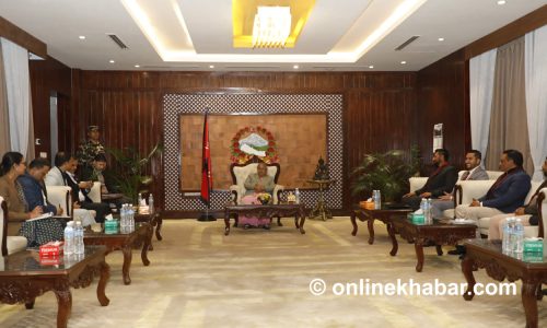 पार्टीका शीर्ष नेता लिएर प्रधानमन्त्री भेट्न बालुवाटार पुगे रवि