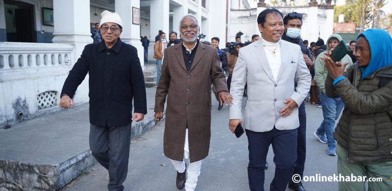 समानुपातिक सूची बुझाउने चटारो, आयोग पुग्न थाले दलका नेता (तस्वीरहरू)