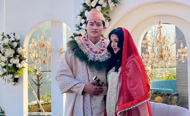 बेहुली बन्दा यस्ती देखिइन् पूजा (तस्वीर)