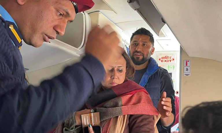 रुपन्देही जान भरतपुरको जहाजमा रवि