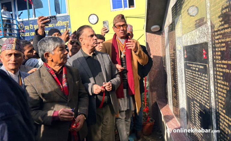 रातामकैको अग्रसरतामा पुनःनिर्मित सातदोबाटो प्रहरी वृत्तको भवन हस्तान्तरण