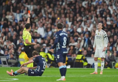 सेल्टा भिगोसँग रियल मड्रिडको हार, दुई खेलाडीलाई रातो कार्ड