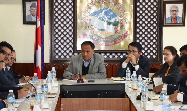 ठेक्का तोड्ने सूचनापछि धमाधम सम्पर्कमा आउन थाले निर्माण व्यवसायी