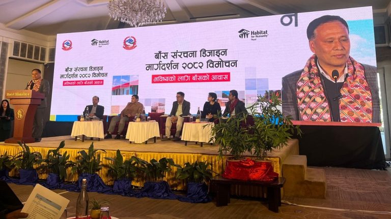 शहरी विकास मन्त्री घिसिङको आह्वान : बाँसलाई निर्माण सामग्रीमा प्रयोग गरौँ