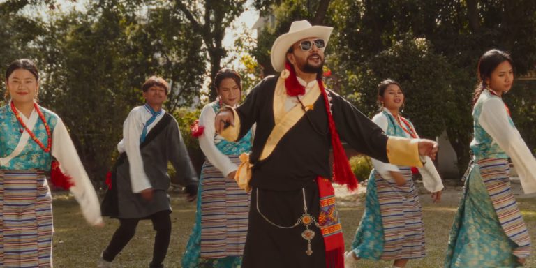 ल्होसारको छेको पारेर सुगम पोखरेलले ल्याए नयाँ गीत