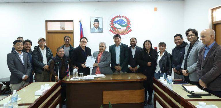 जेनजी आन्दोलनको वैधतालाई अभिलेखीकरण गर्न प्रधानमन्त्रीसँग प्रलोपाको माग