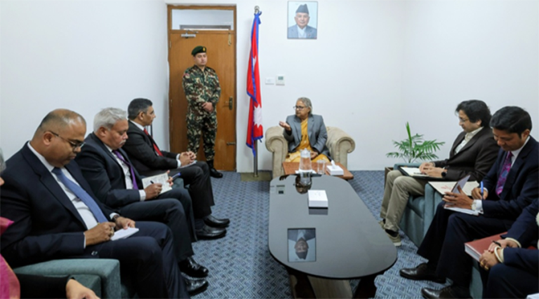 प्रधानमन्त्री कार्की र भारतीय विदेश अतिरिक्त सचिव महावरबीच भेटवार्ता   