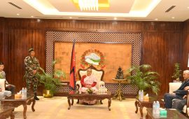 बालुवाटारमा प्रधानमन्त्रीसँग देउवा, ओली र प्रचण्डको छलफल